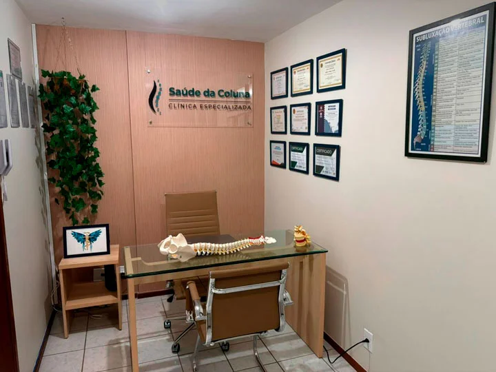 Consultório da Clínica Saúde da Coluna no Lago Sul, Brasília